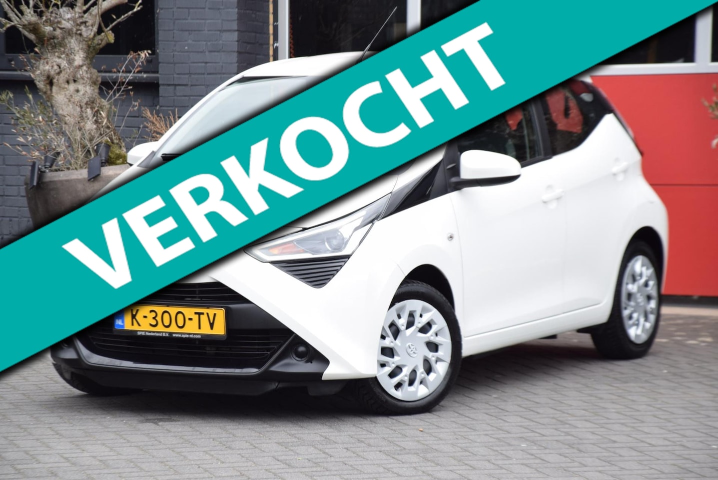Toyota Aygo - 1.0 VVT-i x-play 2021 Navigatie 5x op Voorraad - AutoWereld.nl