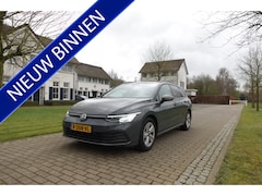 Volkswagen Golf Variant - 1.0 TSI Life Business | Camera | MAVI | CarPlay | Stoelverw. | Stuurwielverw. |