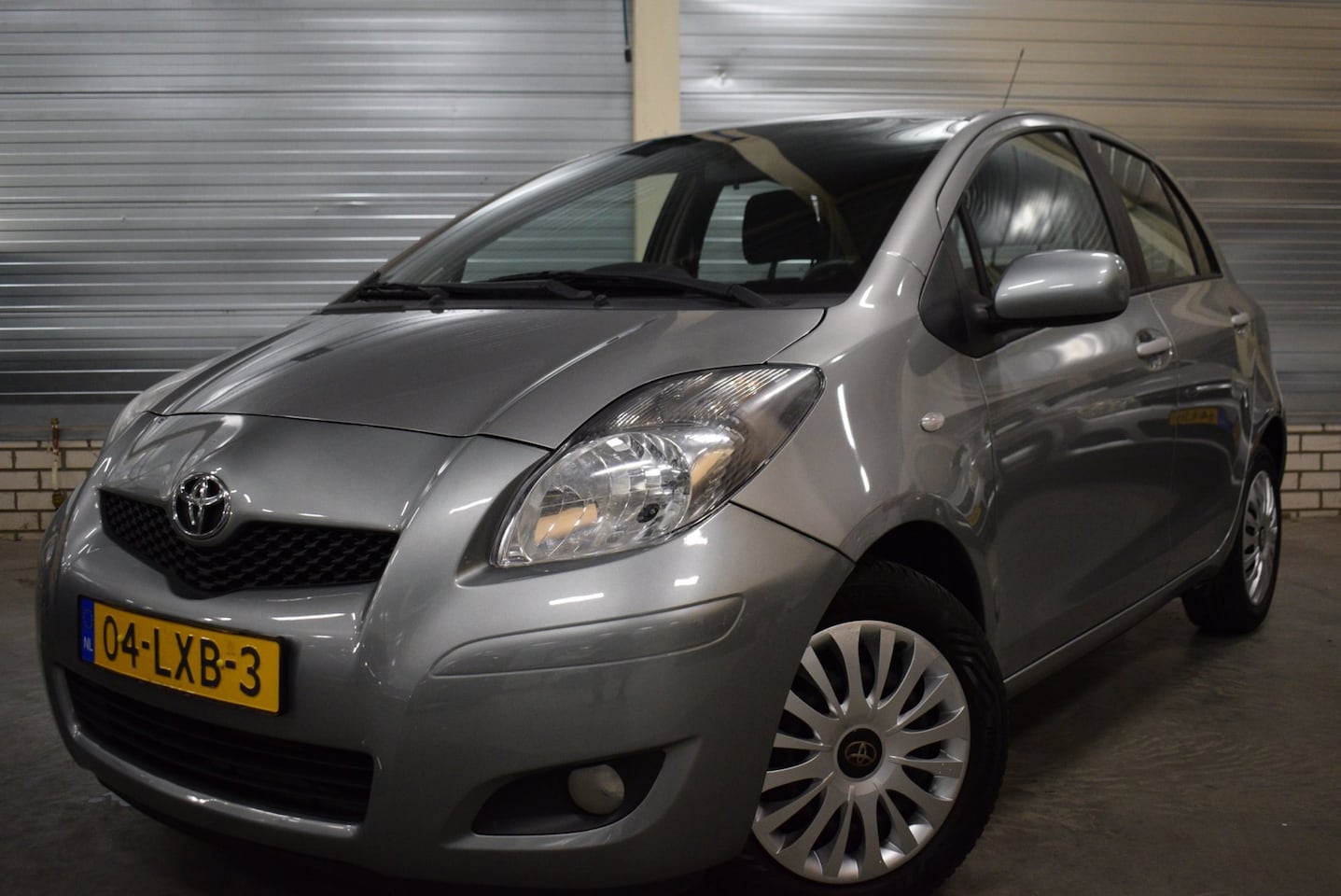 Toyota Yaris - 1.3 VVTi Aspiration Automaat + Climate Control 86.000KM!!! - AutoWereld.nl
