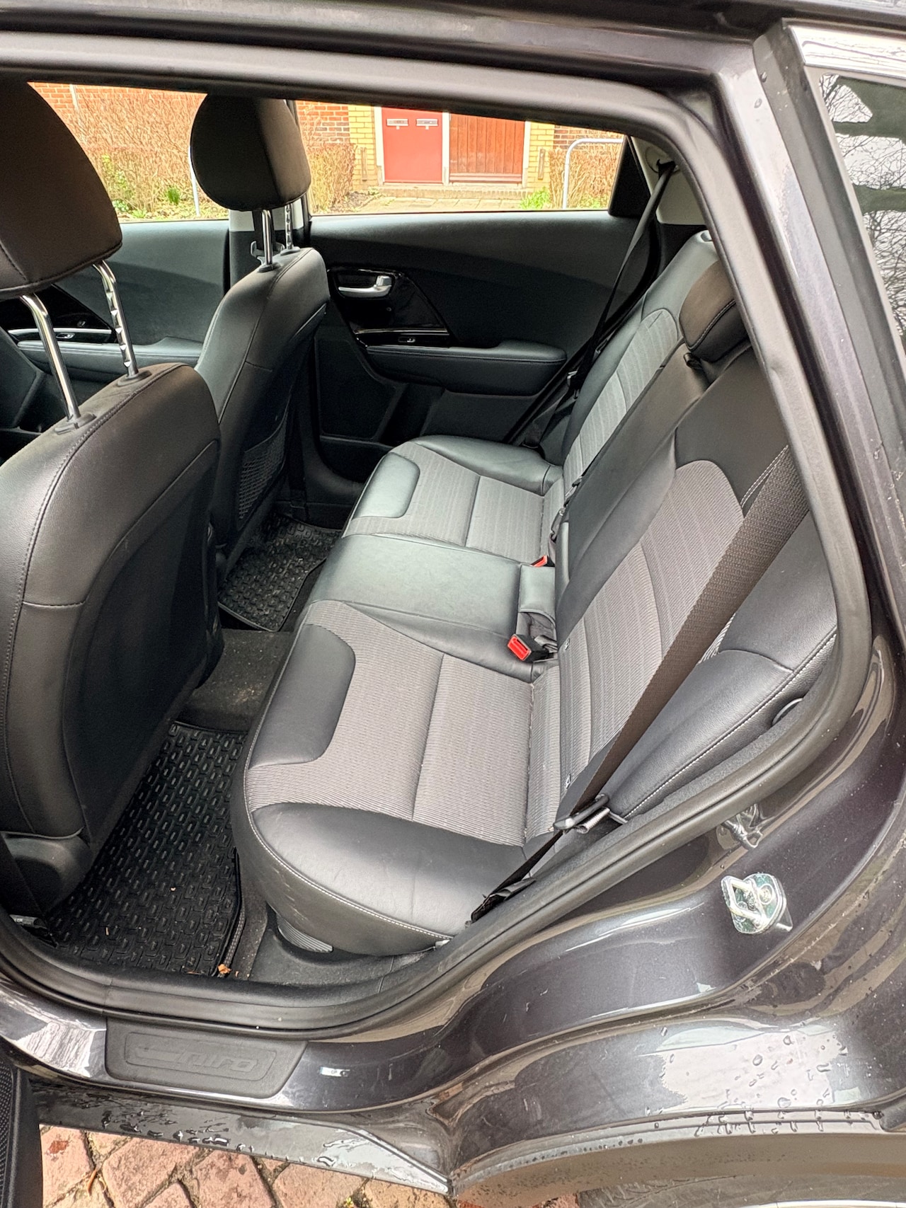 Kia Niro - 1.6 GDi Hybrid DynamicLine - AutoWereld.nl