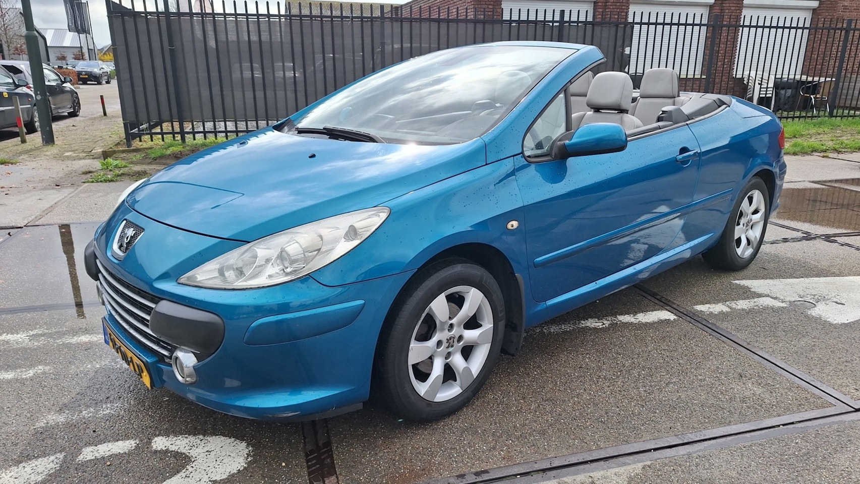 Peugeot 307 CC - 2.0-16V Oxygo 2.0-16V Oxygo - AutoWereld.nl