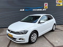 Volkswagen Polo - 1.0 TSI Comfortline PDC/ CARPLAY/ NAVI