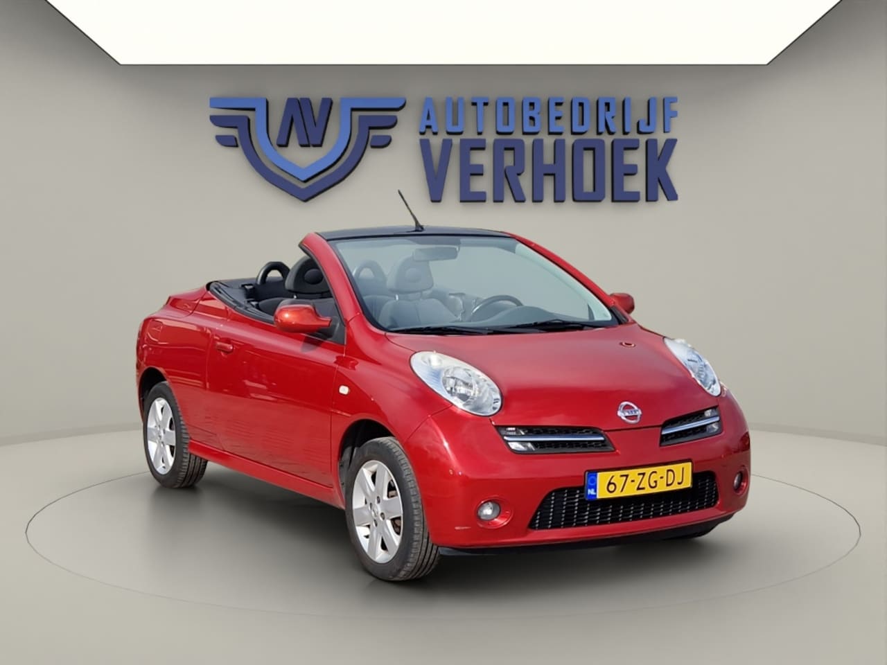 Nissan Micra - 1.6 Tekna Plus NL Auto - Lage kmstand! - AutoWereld.nl