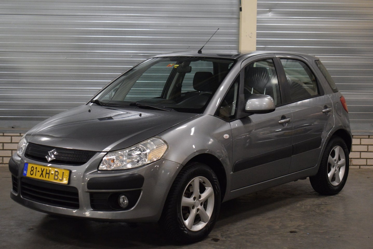 Suzuki SX4 - 1.6 Exclusive Vol Automaat 73.000KM!!!! + Airco|Cruise Control|Parkeersensoren| - AutoWereld.nl