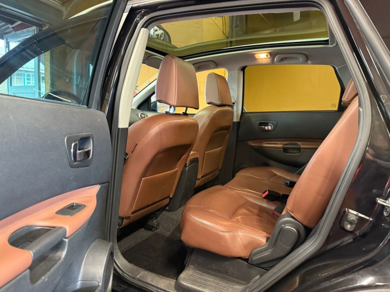 Nissan Qashqai+2 - 2.0 Tekna/NAVI/CAMERA/PANO/LEDER - AutoWereld.nl