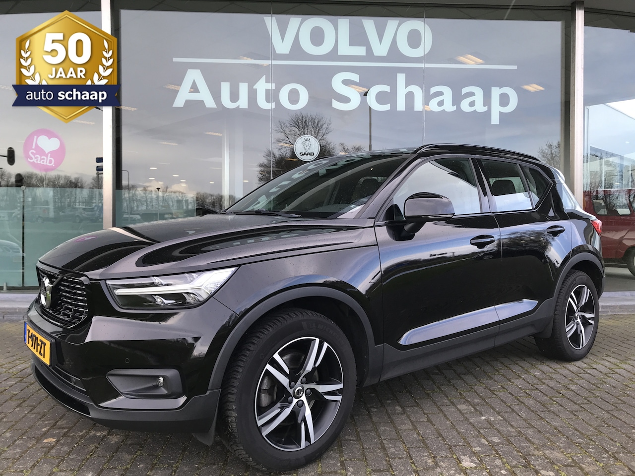 Volvo XC40 - 2.0 T4 R-Design Automaat | Rijklaar incl 12 mnd Bovag | Trekhaak afneembaar Panoramadak Ha - AutoWereld.nl