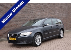 Volvo V50 - 1.8 Sport, trekhaak, airco, xenon, prachtige auto. YOUNGTIMER