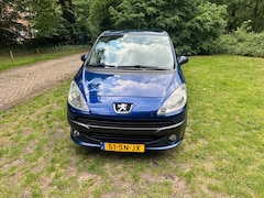 Peugeot 1007 - 1.4 Gentry