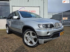 BMW X5 - 4.6is Aut. Xenon Leder 20" Velgen