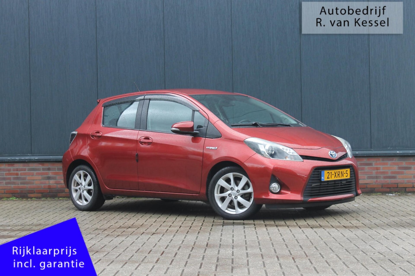 Toyota Yaris - 1.5 Full Hybrid Dynamic I Dealer OH I 1e Eig. I NL-auto - AutoWereld.nl