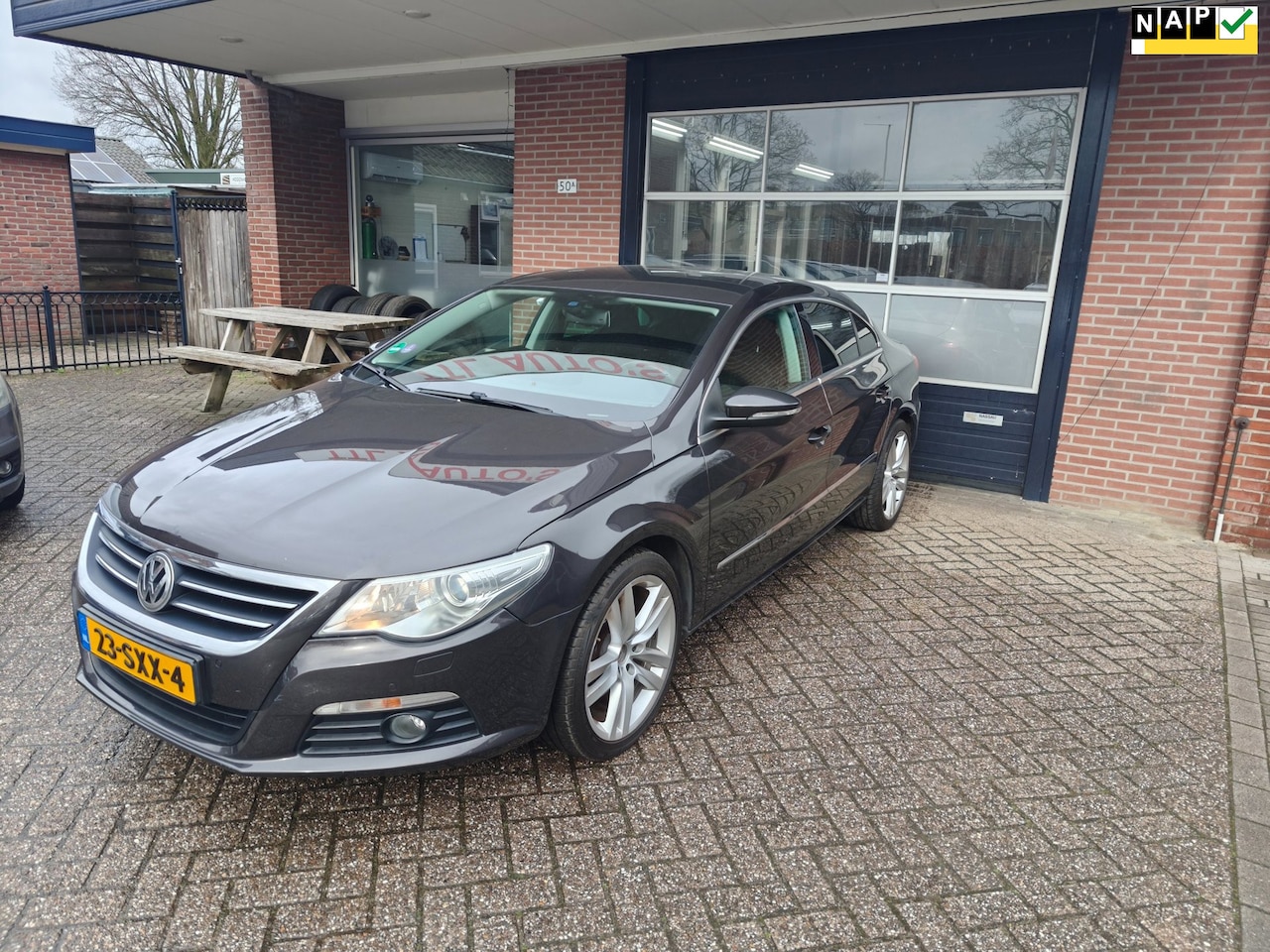 Volkswagen Passat CC - 1.8 TSI 5p. 1.8 TSI 5p, Clima, Cruise, PDC, Trekhaak, Xenon, NAP - AutoWereld.nl