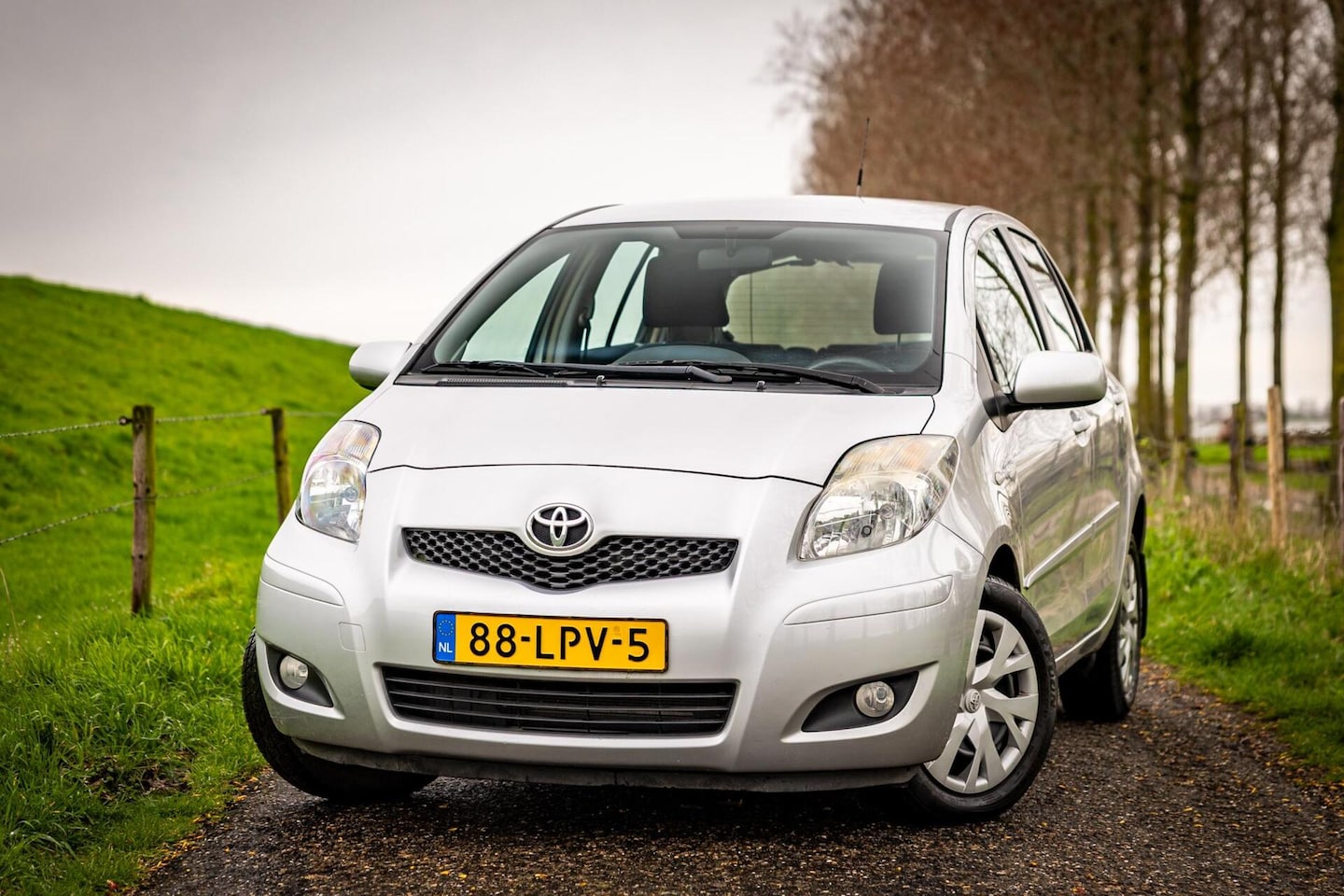 Toyota Yaris - 1.3 VVTi Aspiration | Automaat | Nap | 5 Deurs - AutoWereld.nl