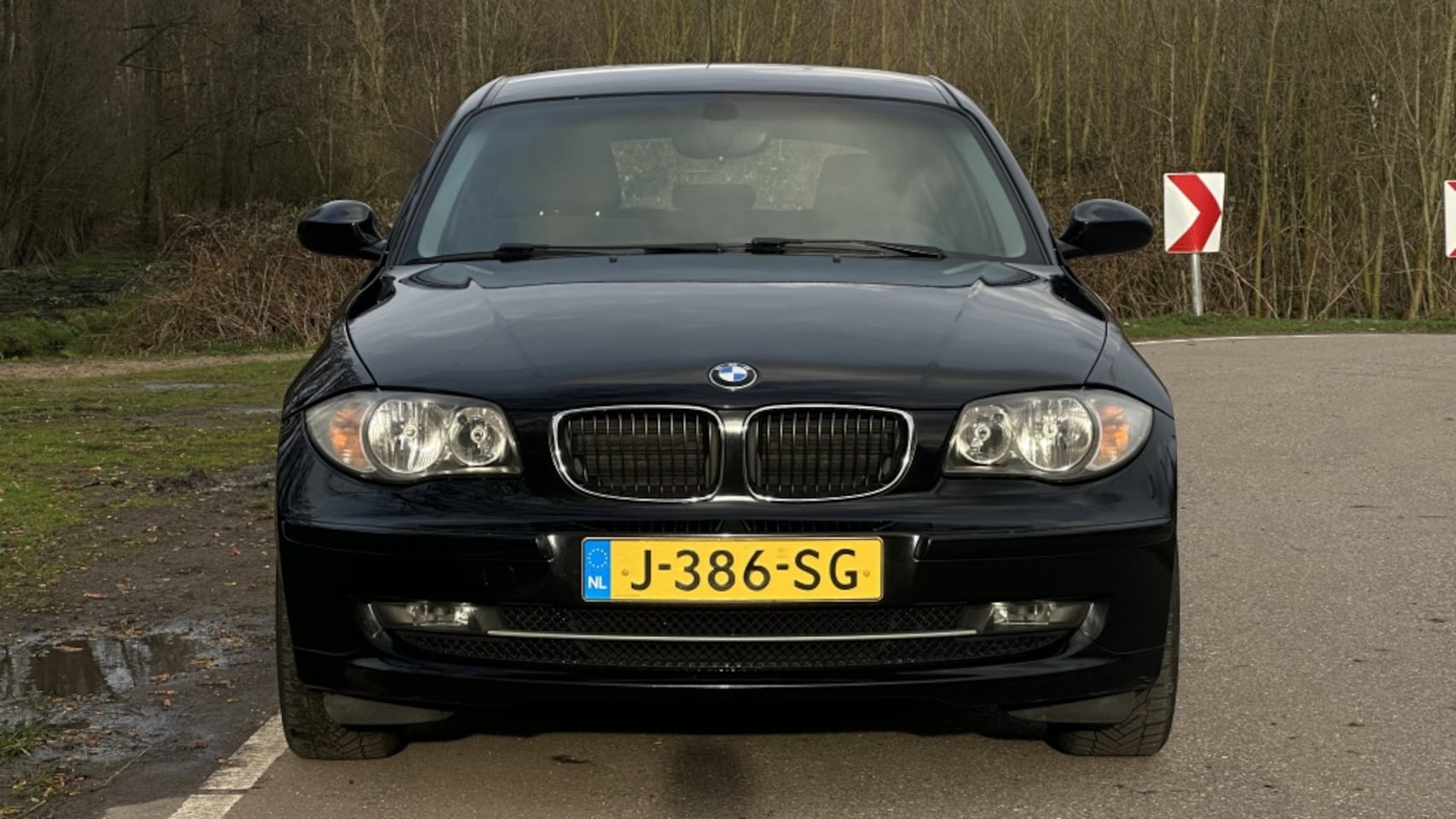BMW 1-serie - 116i Corporate - Airco - Cruise - AutoWereld.nl
