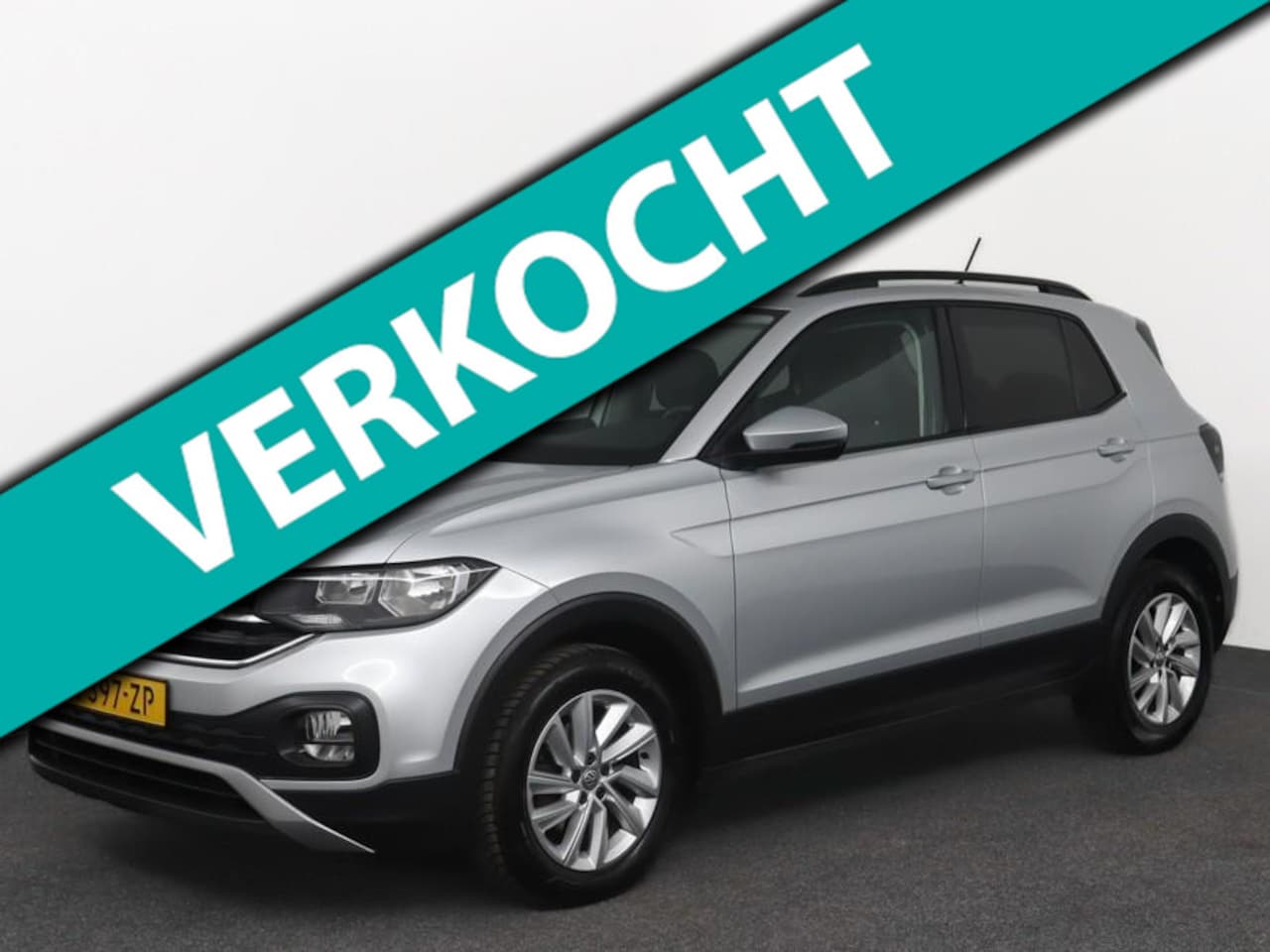 Volkswagen T-Cross - 1.0 TSI Life|Adaptieve Cruise Control|Apple Carplay - AutoWereld.nl