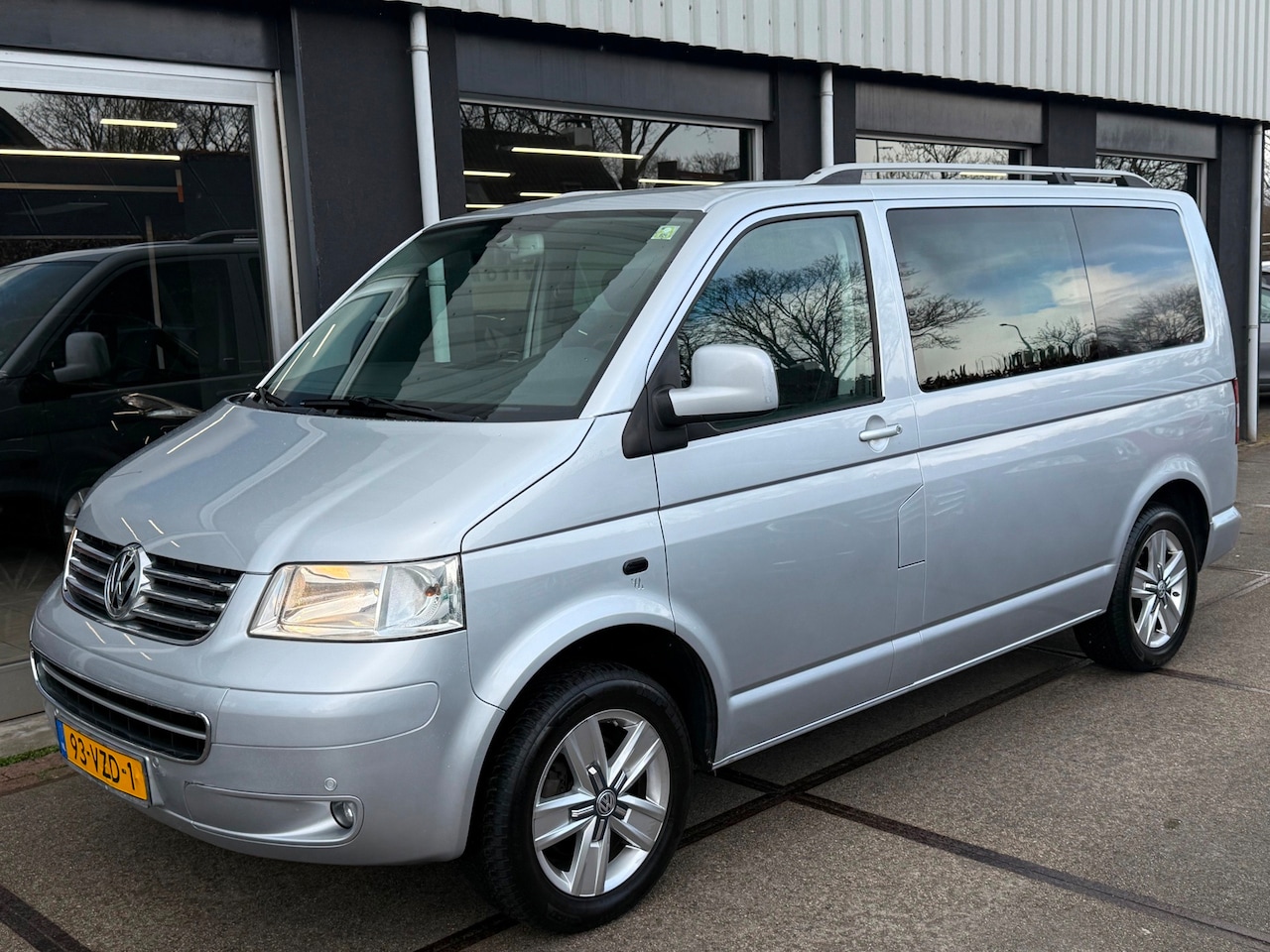 Volkswagen Transporter - 2.5 TDI 96KW DC 2009 ECC/LEER/MARGE! - AutoWereld.nl