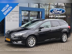 Ford Focus Wagon - 125PK TITANIUM CRUISE NAVI PARK-SENSOREN WINTERPACK APPLE/ANDROID PRIVACY-GLASS LM-VELGEN