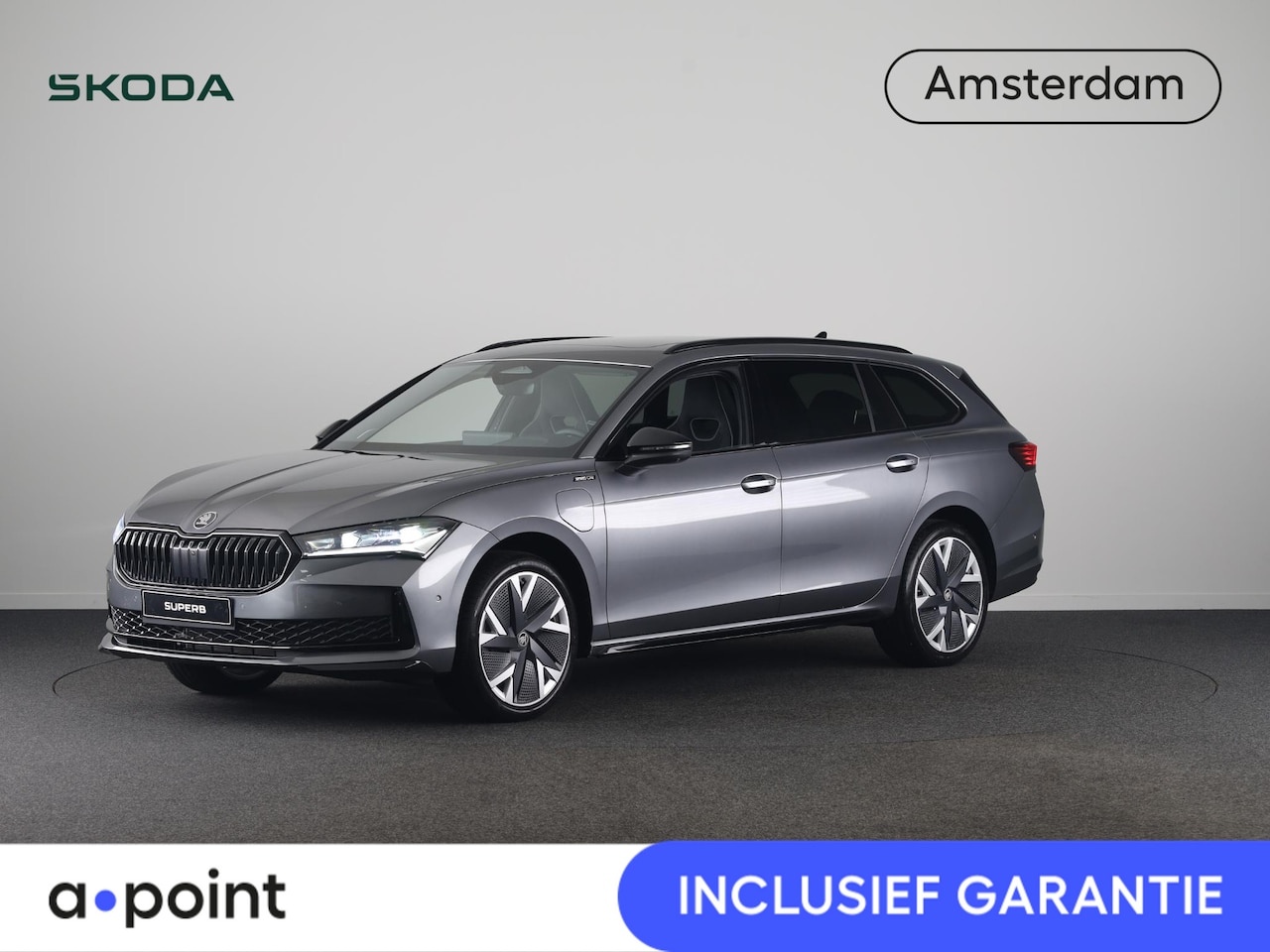 Skoda Superb Combi - Sportline Business PHEV 1.5 TSI 204 pk 6 versn. DSG | Panoramadak, elektrisch bedienbaar | - AutoWereld.nl