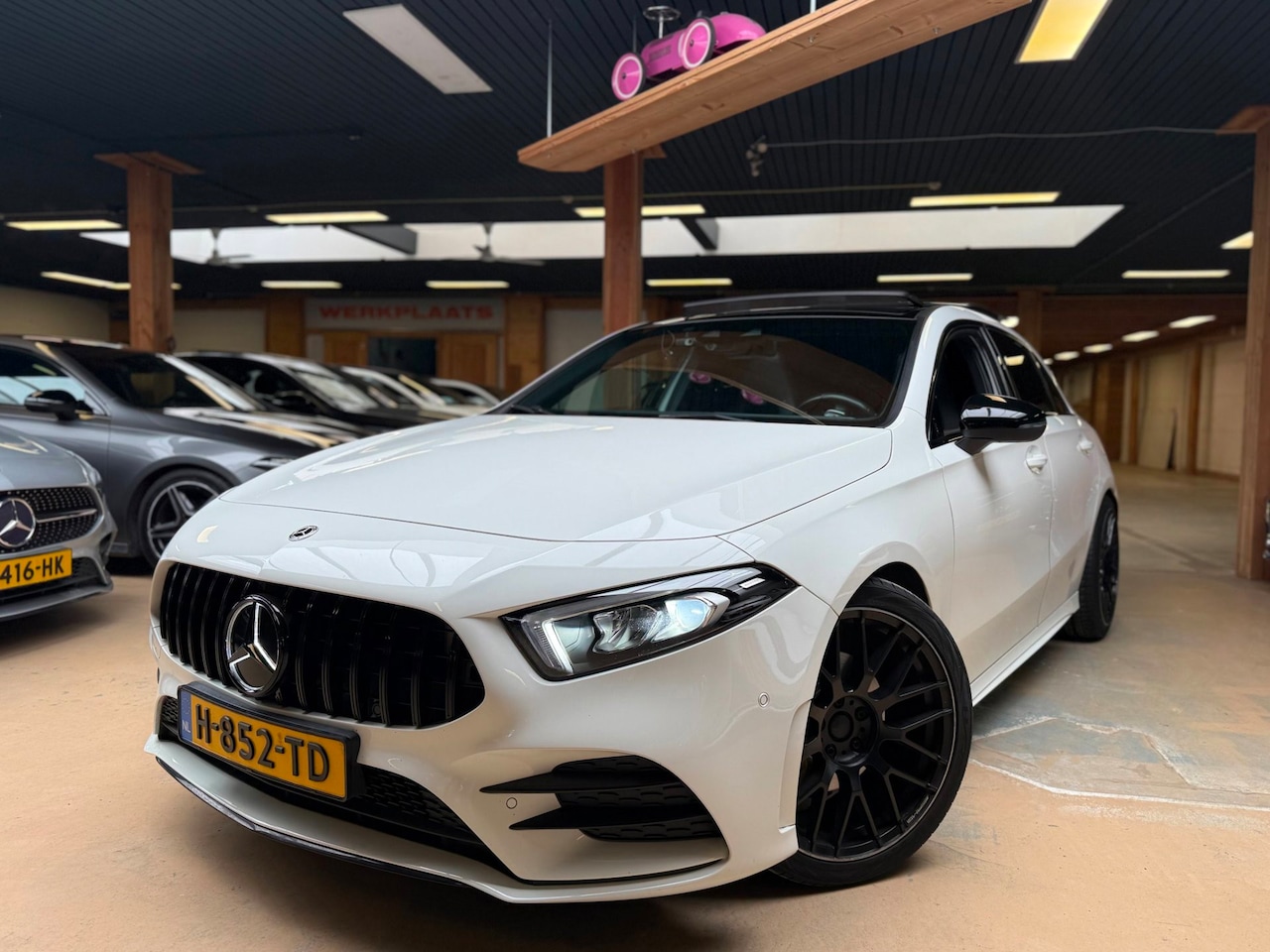 Mercedes-Benz A-klasse - 200 Business Solution AMG Pano Night Sfeer Carplay - AutoWereld.nl