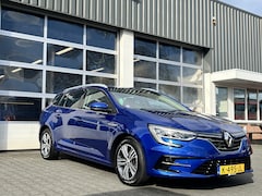 Renault Mégane Estate - 1.3 TCe Intens Airco Trekhaak 1700kg trekgewicht Cruise control Head up display Parkeersen