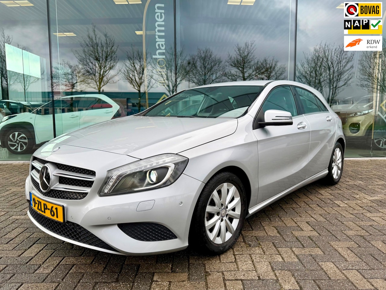 Mercedes-Benz A-klasse - 180 Ambition Sport, NAP, CarPlay, Xenon, PDC - AutoWereld.nl