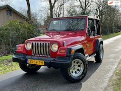 Jeep Wrangler - 4.0i Hardtop + Softop + Bimitop + Extra velgen + Top staat