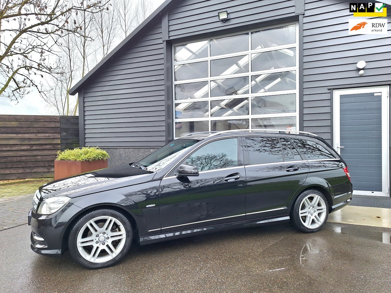 Mercedes-Benz C-klasse Estate - 180 CGI BlueEFFICIENCY Business Class Avantgarde Navigatie, Climate-Control, Cruise-Contro - AutoWereld.nl