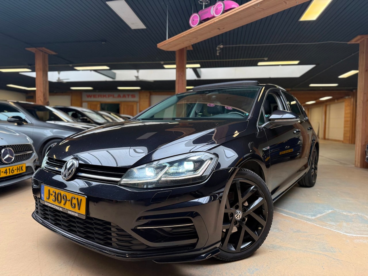 Volkswagen Golf - 1.4 TSI Highline Business R Pano Carplay Camera Lane Assist Blindspot - AutoWereld.nl