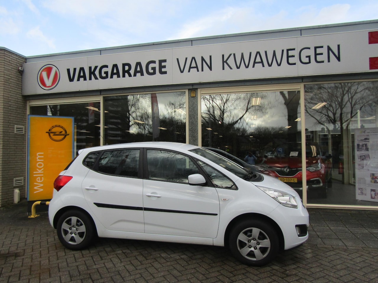 Kia Venga - 1.4 CRDi Comfort Pack 1.4 CRDi 77pk Comfort Pack - AutoWereld.nl