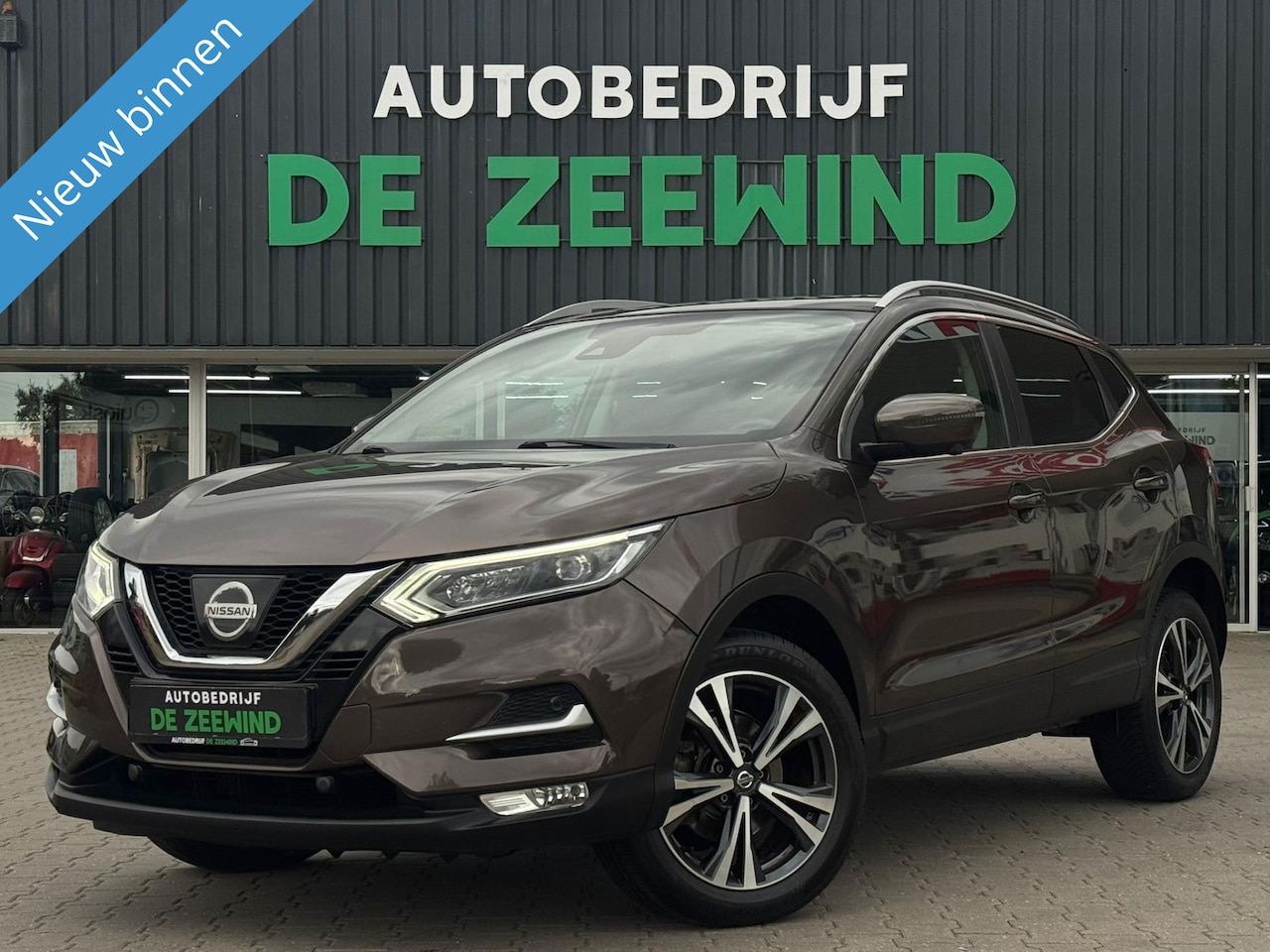Nissan Qashqai - 1.2 Tekna|pano|camera|Led|Navi - AutoWereld.nl