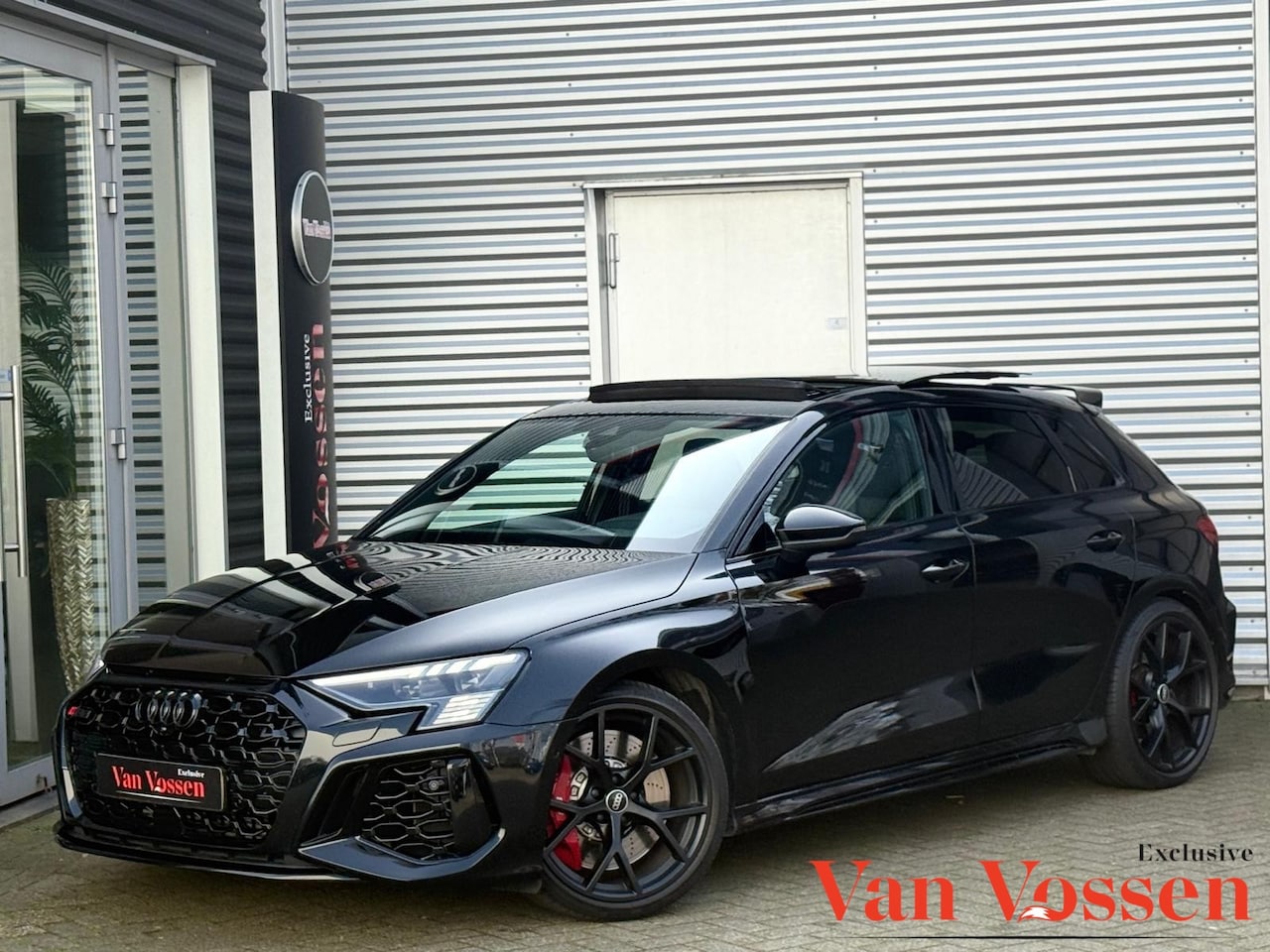 Audi A3 Sportback - 2.5 TFSI RS 3 quattro|Pano|Keyless|Headup|Sfeer| - AutoWereld.nl