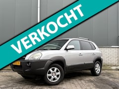 Hyundai Tucson - 2.0i Dynamic-Clima-voorruitverwarming-trekhaak-NWE APK