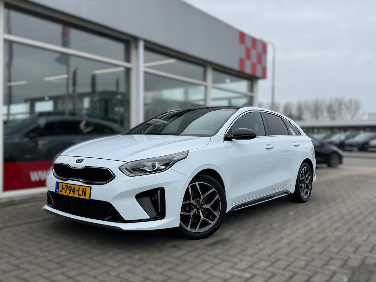 Kia Pro cee'd - 1.0 T-GDI GT-Line|Pano|Stoelverw|Sportstoelen|Led| - AutoWereld.nl