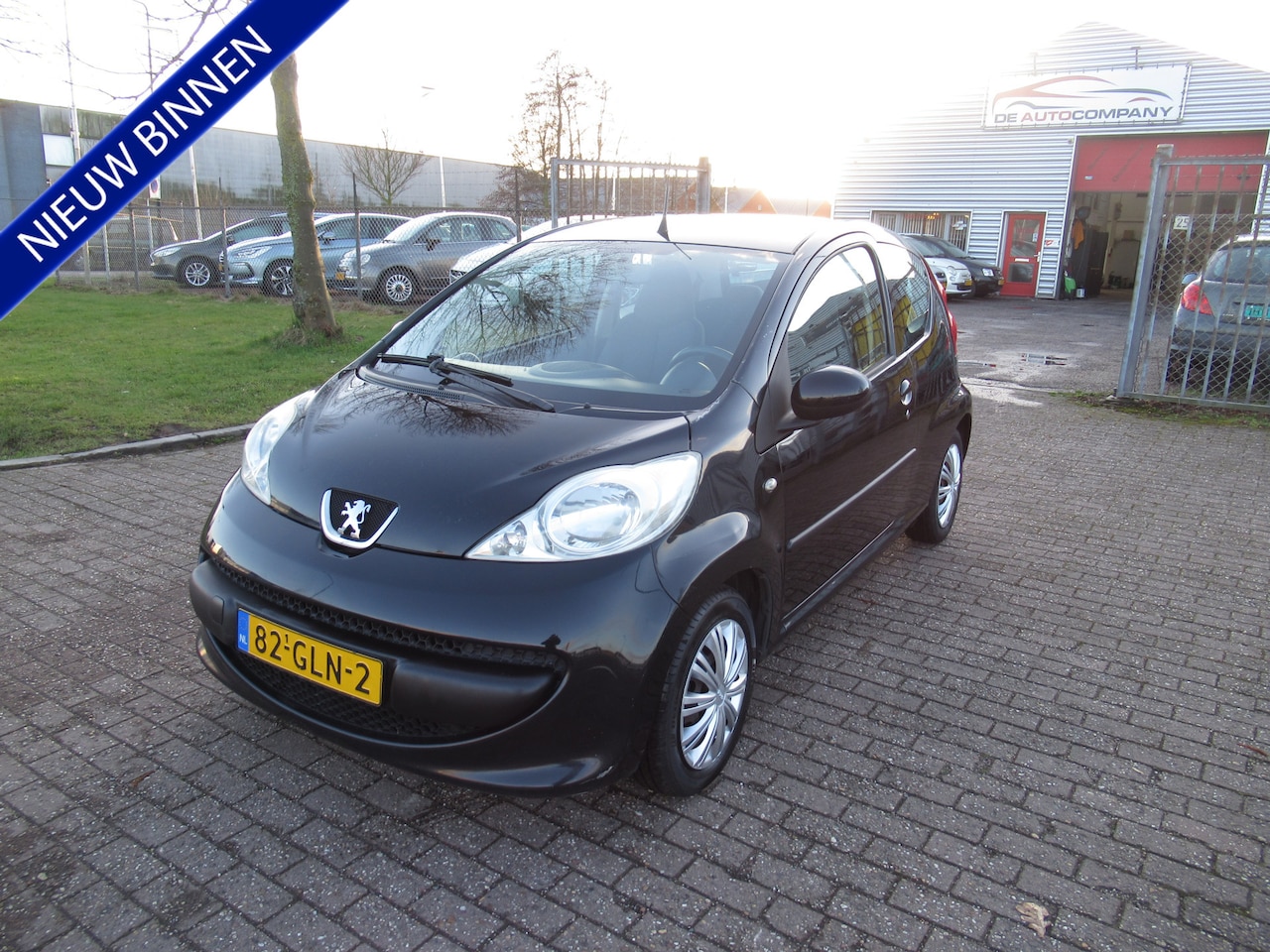 Peugeot 107 - 1.0-12V XR 1.0-12V XR Nieuwe Apk - AutoWereld.nl