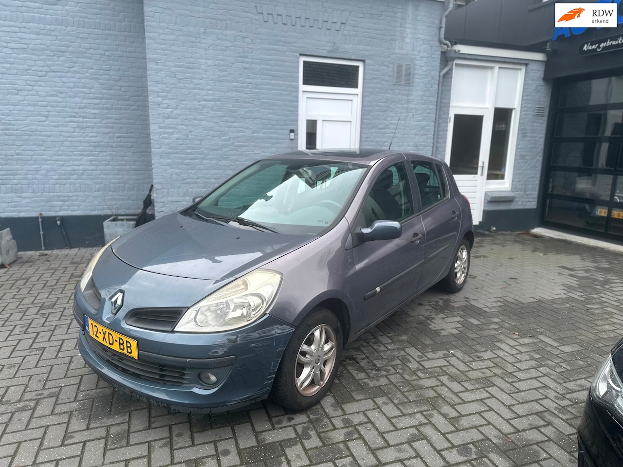 Renault Clio - 1.6-16V | *INRUILKOOPJE* | PANO | AUTOMAAT | - AutoWereld.nl