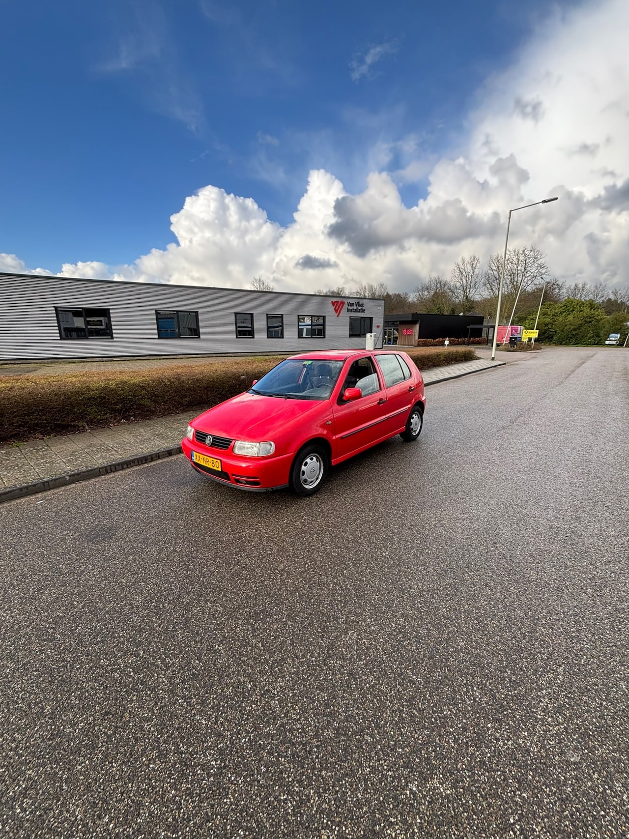 Volkswagen Polo - 1.4 AUTOMAAT / APK 13-03-2027 - AutoWereld.nl