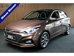 Hyundai i20 - 1.2 LP i-Drive Cool Airco Navi Camera LM velgen