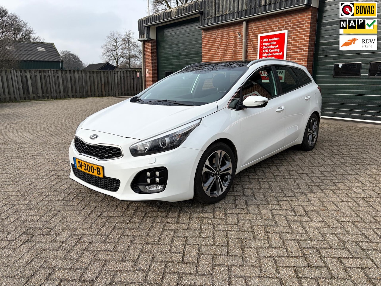 Kia Cee'd - 1.0 T-GDi GT-Line 1.0 T-GDi GT-Line - AutoWereld.nl