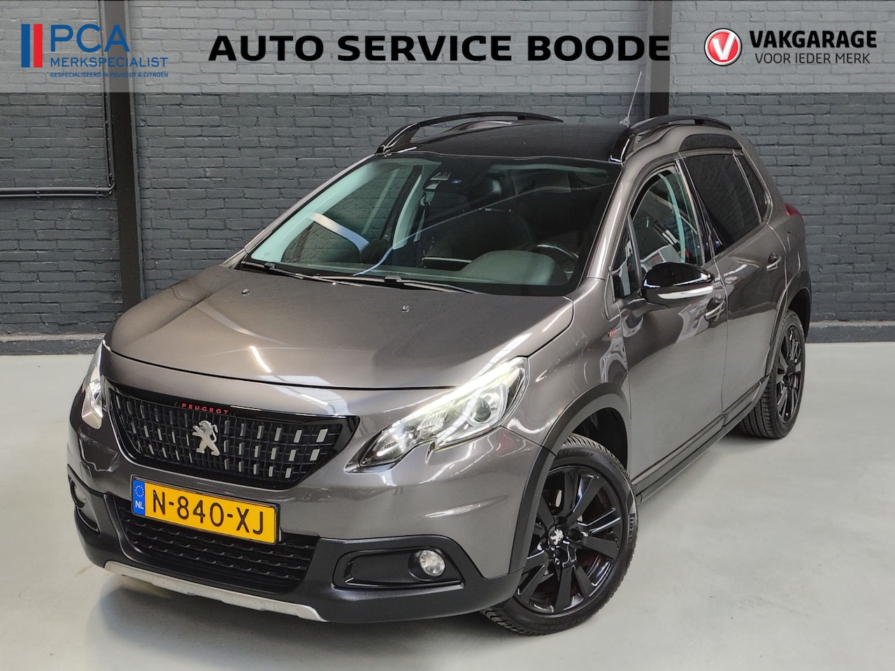 Peugeot 2008 - 1.2 (110 pk) GT-line automaat - leder - panoramadak - JBL - AutoWereld.nl