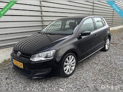 Volkswagen Polo - 1.4-16V|Carplay|Trekhaak|Parksensor|LMvelgen|Airco|Elek Pakket