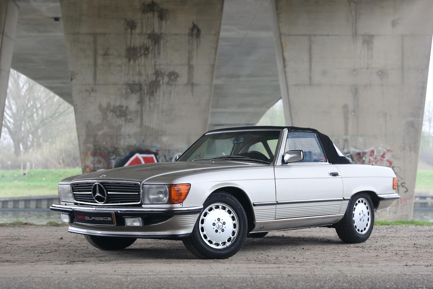 Mercedes-Benz SL-klasse Cabrio - 420 SL - AutoWereld.nl