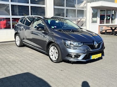 Renault Mégane Estate - 1.3 TCe Limited Airco Trekhaak Parkeerhulp voor en achter Getint glas vanaf B-styl Lichtme