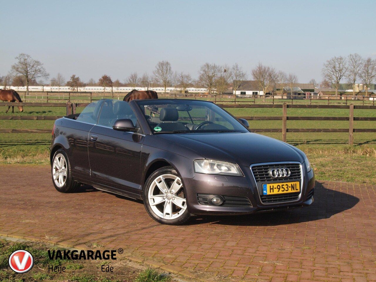 Audi A3 Cabriolet - 1.8 TFSI Attraction | Stoelverwarming | Leer | Parkeersensoren | Airco | - AutoWereld.nl