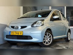 Toyota Aygo - 1.0-12V Access|163DKM|NweAPK|Airco|CentrDVG|LMV|Nettestaat