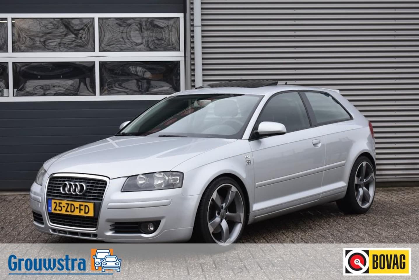 Audi A3 - 2.0 TDI ATTR. BNS / PANO DAK / CLIMA / PDC / 100% ONDERHOUDEN - AutoWereld.nl