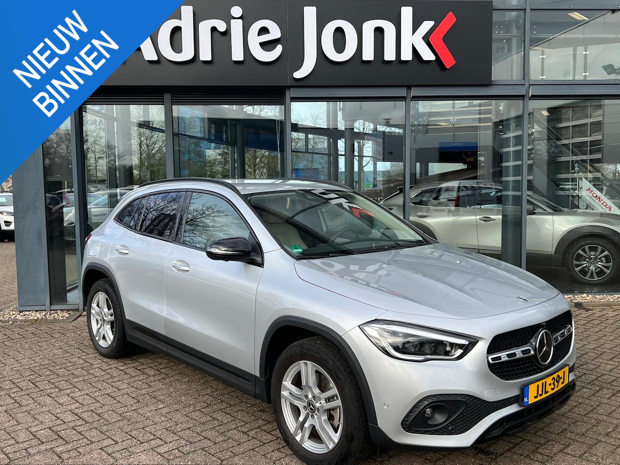 Mercedes-Benz GLA-Klasse - 250 e AMG Line AUTOMAAT | TREKHAAK | HYBRIDE | PARKEER ASSISTENT | 360gr CAMERA | WIDE SCR - AutoWereld.nl