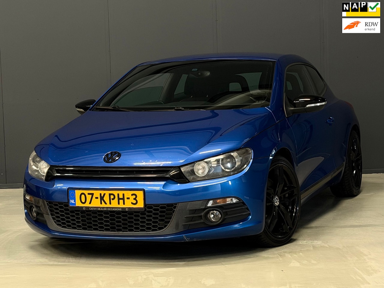 Volkswagen Scirocco - 2.0 TSI Highline XENON/NAVI/6-BAK/ISOFIX | NETTE AUTO ! - AutoWereld.nl