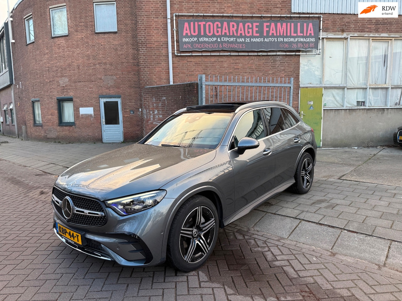 Mercedes-Benz GLC-klasse - 220d 4MATIC AMG Line Panorama/Memory/Keyless… - AutoWereld.nl