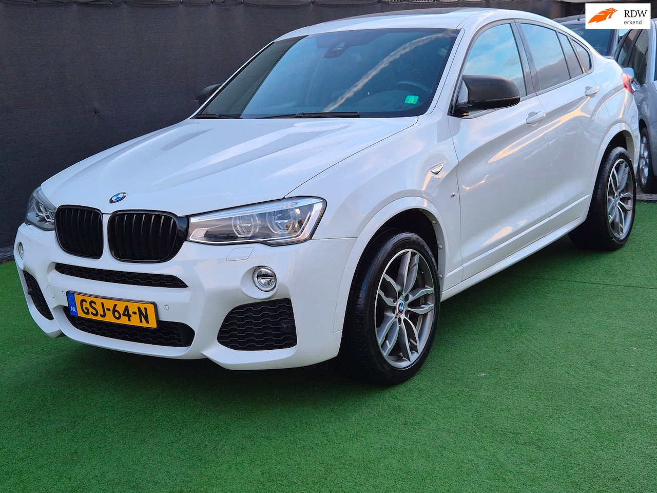 BMW X4 - 35i XDrive M-Pakket carbon! - AutoWereld.nl