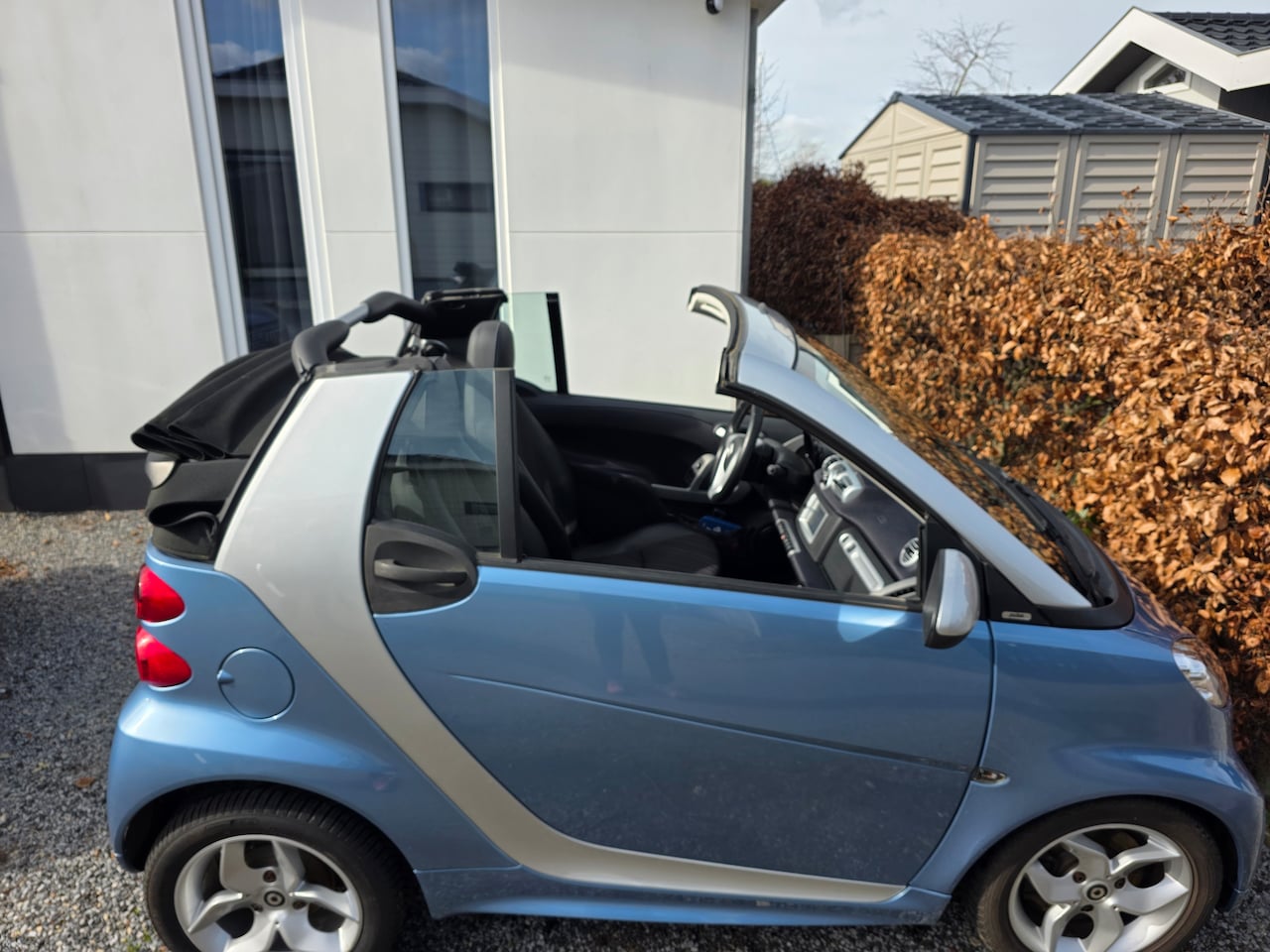 Smart Fortwo cabrio - 1.0 Pulse Nieuwe achterbanden en APK tot 30 januari 2027 - AutoWereld.nl