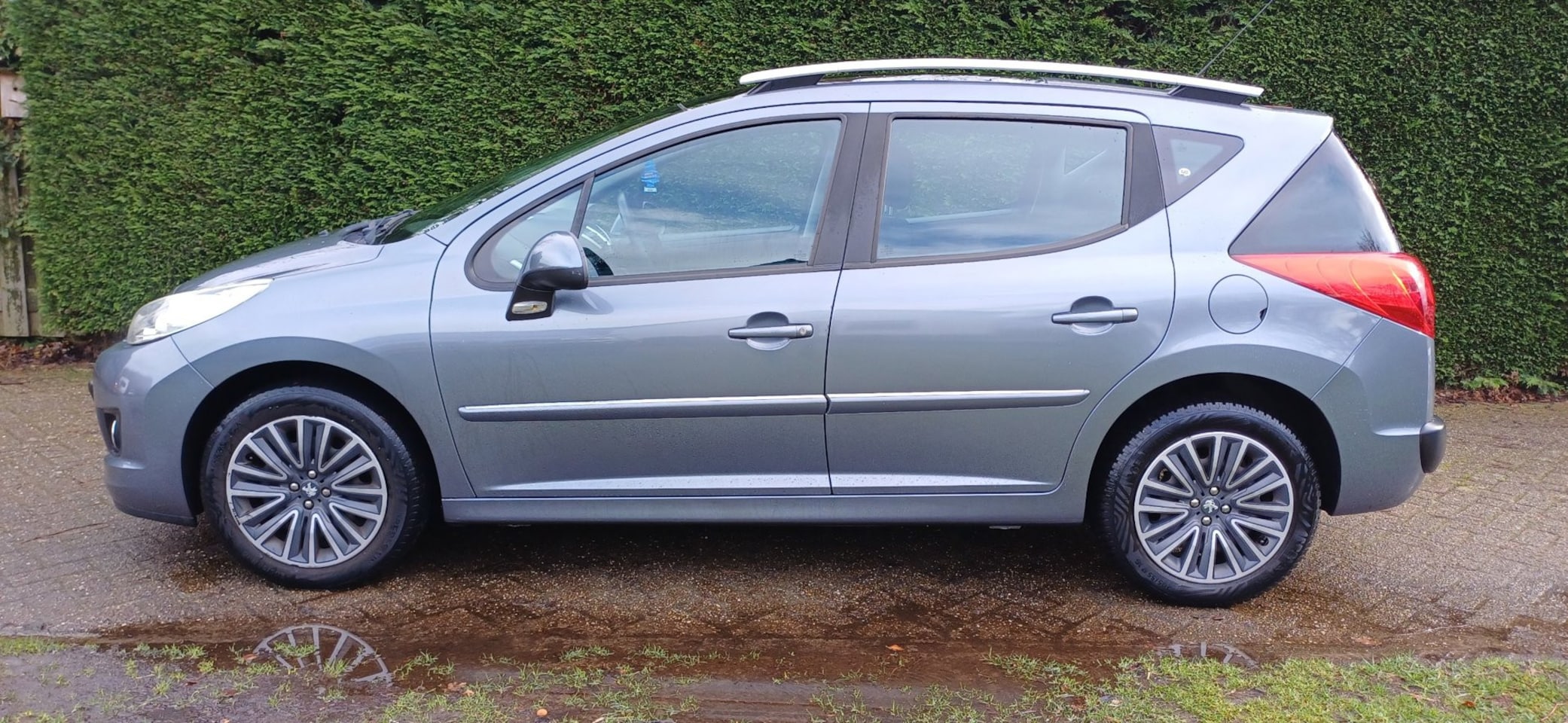 Peugeot 207 - 1.6 VTi XS 1.6 VTi XS - AutoWereld.nl